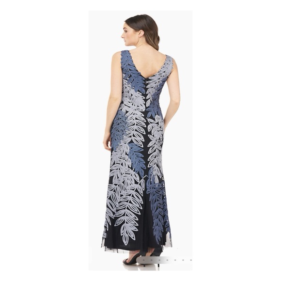 NWOT BHLDN JS Collections Soutache Leaf Embroidered Gown In Navy and Grey Size 4 - Picture 2 of 15